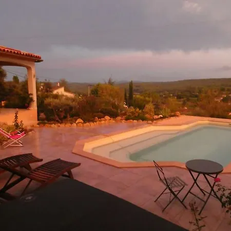 Chalet Cabanon Provencal En Pierres Et Acces Piscine Luxe *